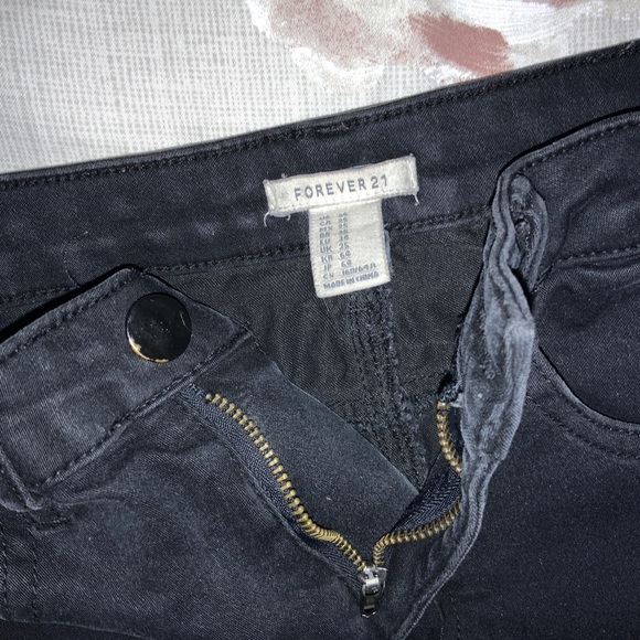 High Rise Jeans | Forever 21 - Picture 3 of 6